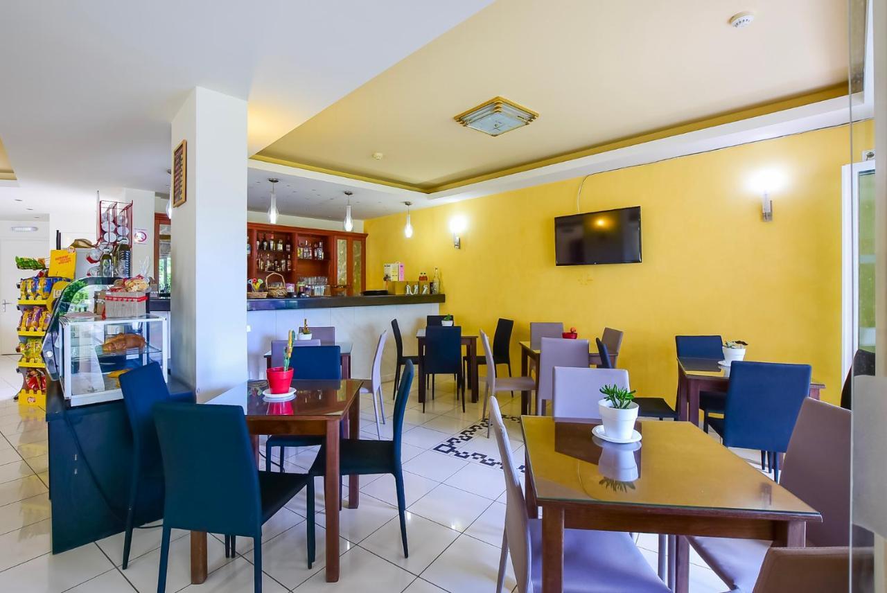 Timos Hotel Laganas Ngoại thất bức ảnh