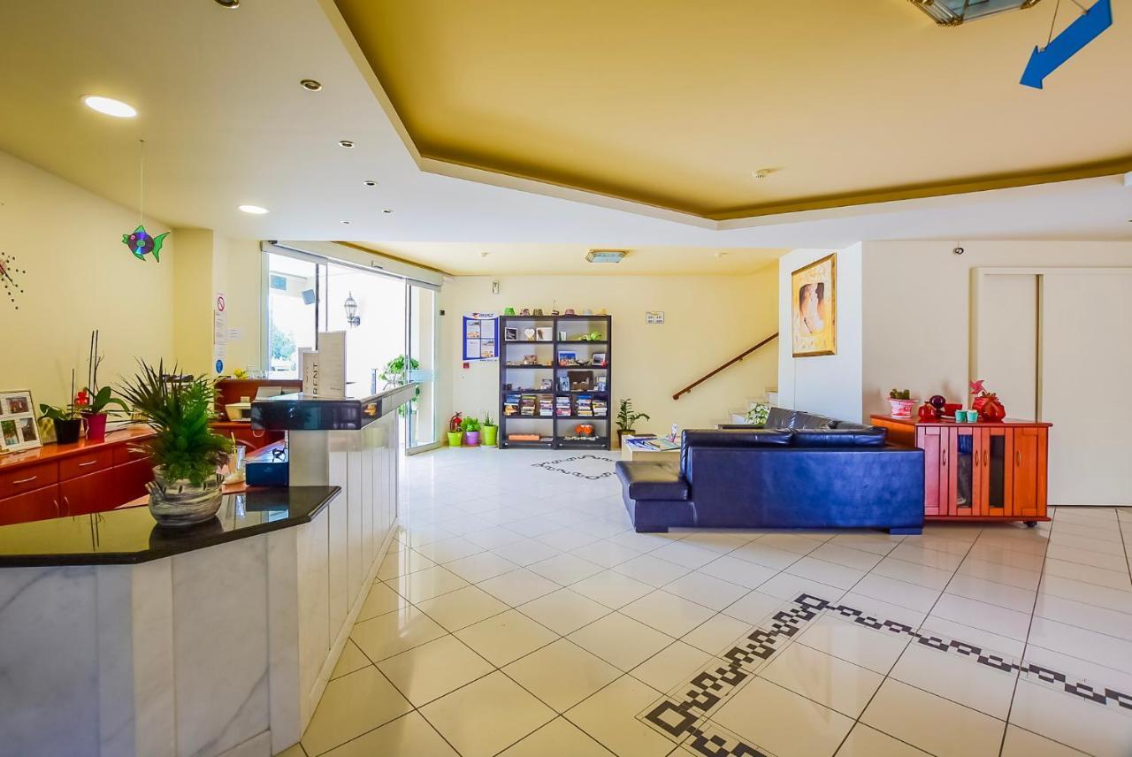 Timos Hotel Laganas Ngoại thất bức ảnh