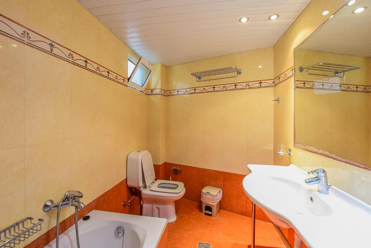 Timos Hotel Laganas Ngoại thất bức ảnh
