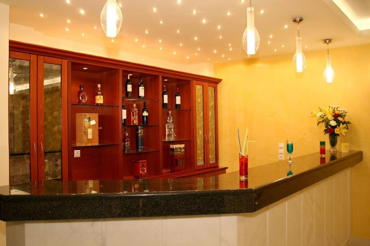 Timos Hotel Laganas Ngoại thất bức ảnh